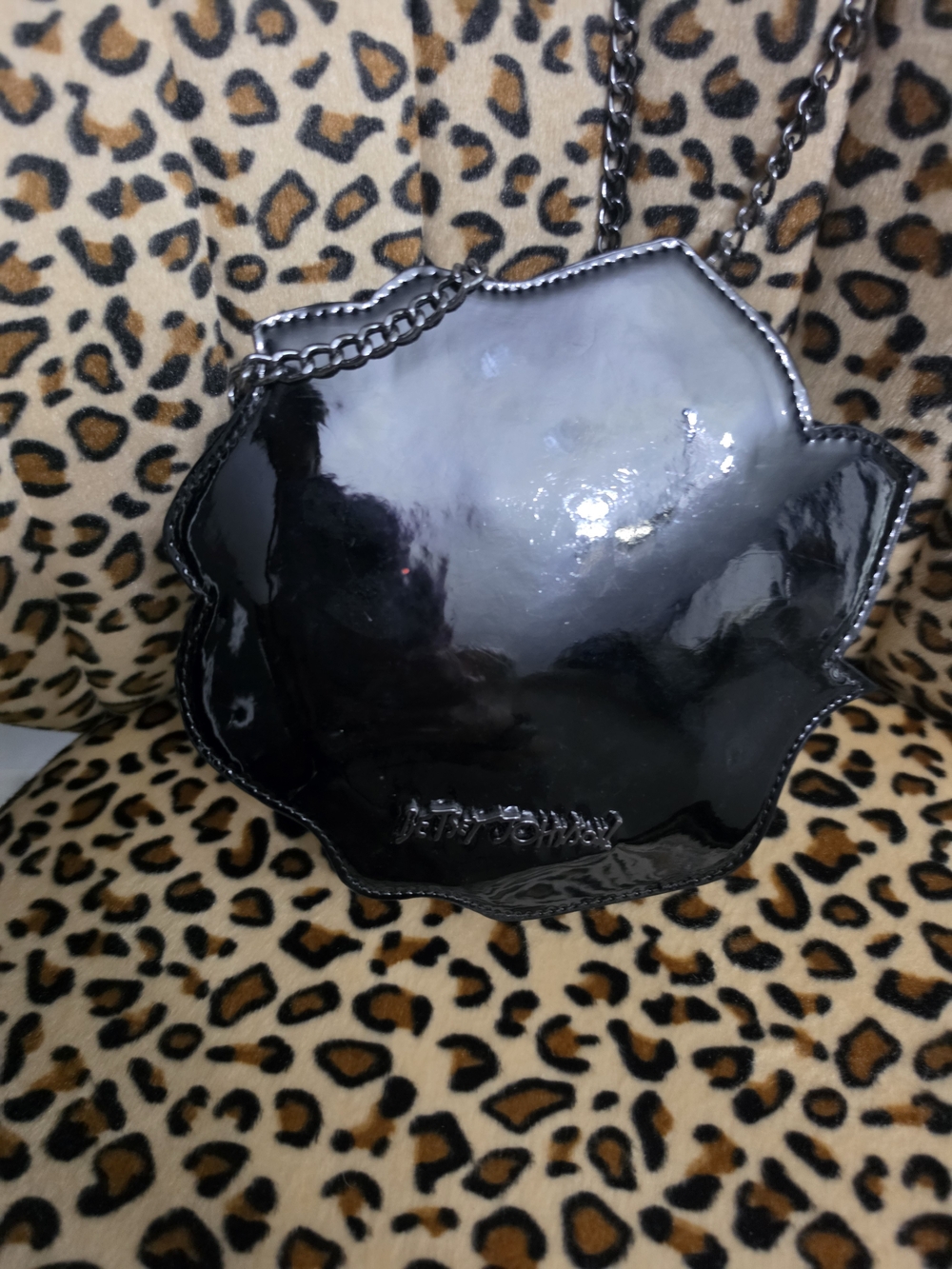 Betsey Johnson Kitschy Rose Spiderweb Purse - Picture 7 of 7